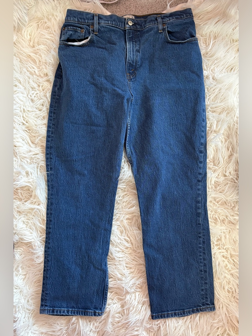 Abercrombie & Fitch Curve Love 90s Straight Ultra High Rise Jeans 33/16S
